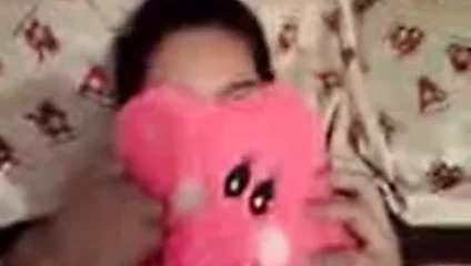 Utangaç kız kamera utangaç