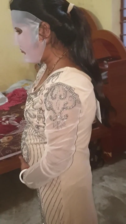 Model kız elbisesi desi yenge ateşli | Klip 1