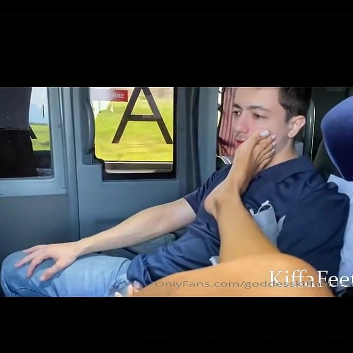 Tanrıça Kiffa evine seyahat ediyor