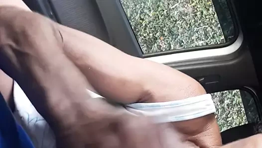 emmek çük içinde araba