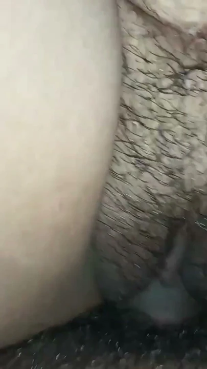 Baldız sutyenini çıkardı ve amcığı sikti, ateşli amcığın sulu suyu, amına yarak suyu | Klip 2