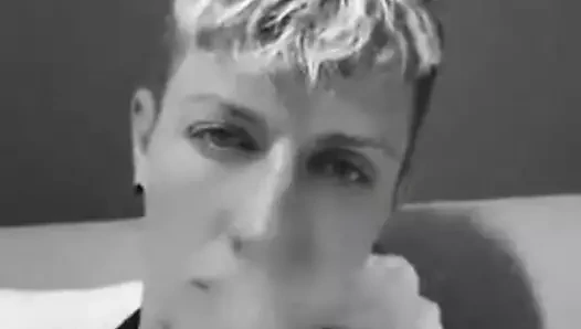 dylan_riverA videosu