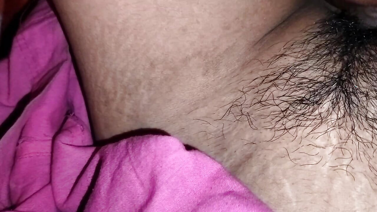 Bodyr shate chudachudi korar moja alada