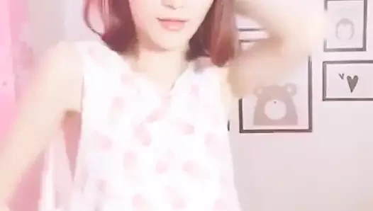 Süper ateşli Asyalı spinner