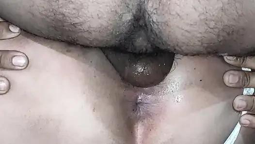 Stepbrother putting his huge cock inside my Indian Tamil virgin pussy from X video.