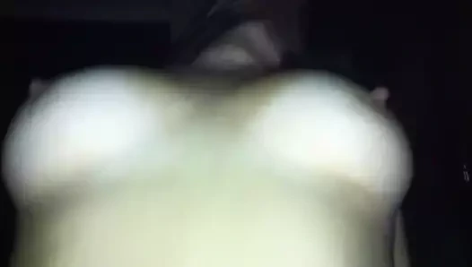 Gerçek orgazma binmek. benim kedi taşlama