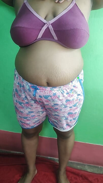 Bengali boudi fingering her asshole