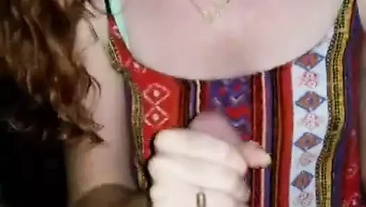 sevimli kolej kızıl saçlı karma oral seks ile yutmak bitirmek