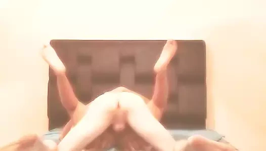 11 orgazm bakanlığı büyük götlü ve büyük doğal memeli genç bir ateşli güzeli sert sikiyor!