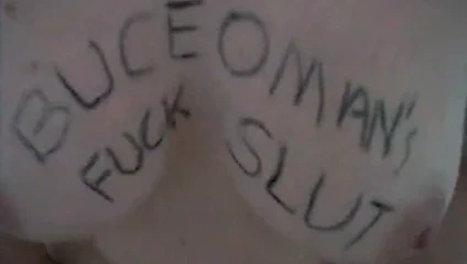 Zıplayan göğüsler sürme horoz