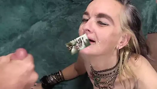 Saygısız büyükanne!