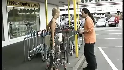 Üvey anne anal döküm için aldı