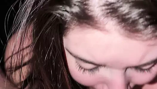 Büyük yarak gırtlağına kadar alıyor