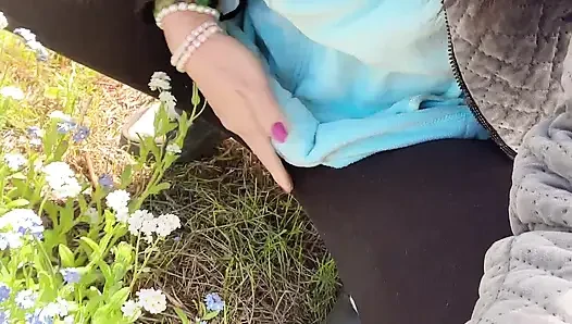 Bakım çiçek ağacı için sidik amcık