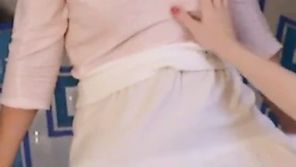 Amcık yalama duştan önce ve sabunlamadan sonra