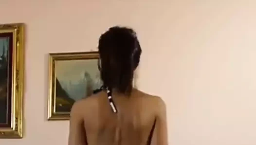 Bayan burada yeni külotlu çorap göstermek ne