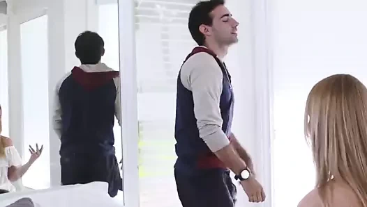 üvey anne üvey kız kardeşi orgazm nasıl becermek öğrenmek