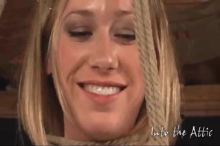 Chloe tavan arasında 2