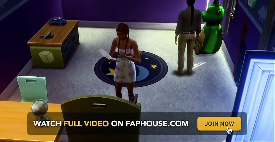Bakışı karardı ve Sims 4'ü fark etti