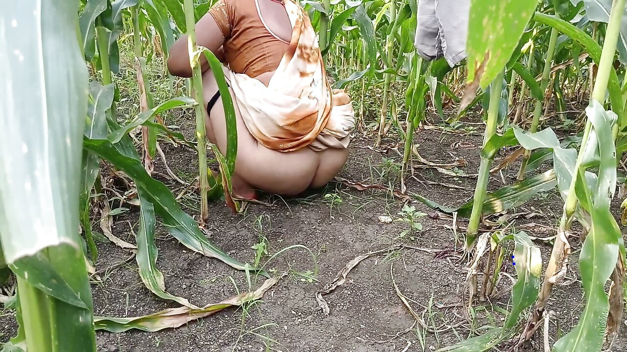 Baldızım tüm kıyafetlerini çıkarıp çıplak kaldı ve üvey erkek kardeşin beni beceremiyor