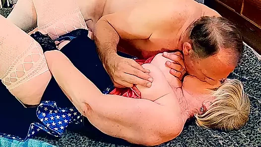 Ninenin vatansever yeni yıl sikişi 07022023-c4