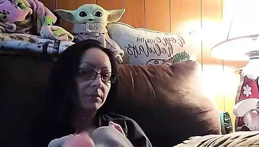 Ben seni görmezden gelirken önümüzdeki 6 dakika boyunca mükemmel tabanlarıma bak