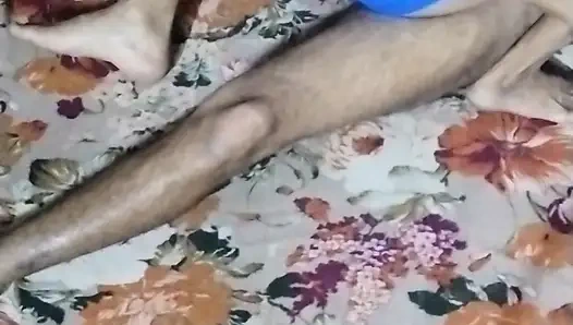 Pakistanlı güzel liseli kız arkadaş tam zevk alıyor