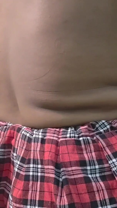 Hintli öğretmen ve öğrenci birlikte porno izlemek ve Hintçe seste sert seks yapmak için ekliyor | Klip 1