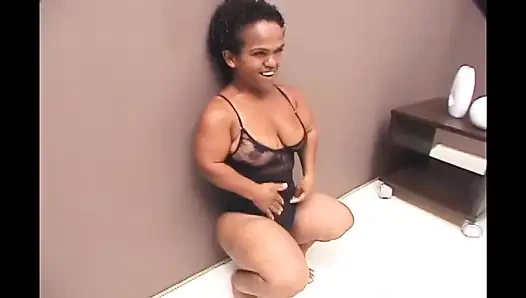 Eşcinsel ama cüceleri seviyor!! biseksüellik