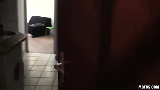 Halka açık pikaplar - meg magic'in öğürme refleksi sıfır