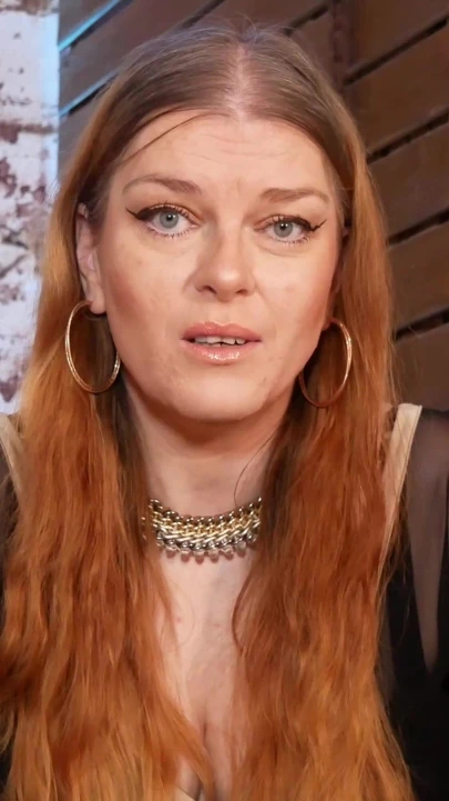 Vücudun özellikle hassas bölgelerine dikkat ederken hizmetçi olarak ne hissedeceğin çok önemli | Klip 2