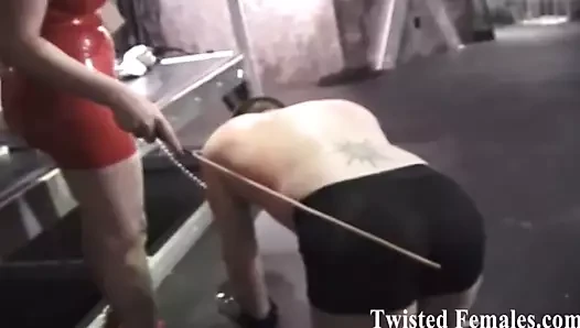 Bana sadakatini kanıtlamalısın