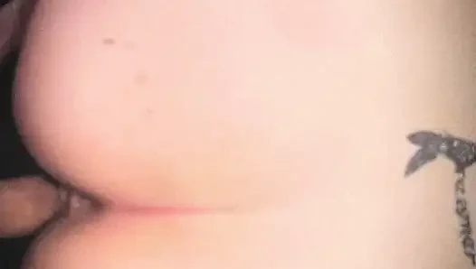 Nişanlım beni arkadan sikiyor