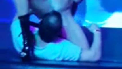 Yüz sikme yapay penis fışkırtma