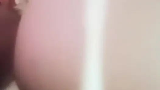 Üvey erkek kardeş üvey kız kardeşini sikiyor üvey erkek kardeş dasi evde sikişiyor