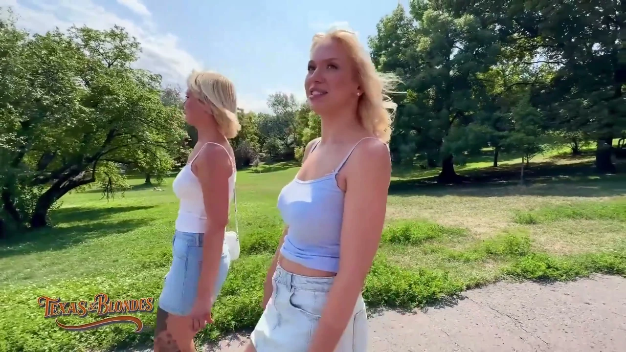 Mr. Texas Gets Park Blowjob Before Apartment Threesome Creampie!