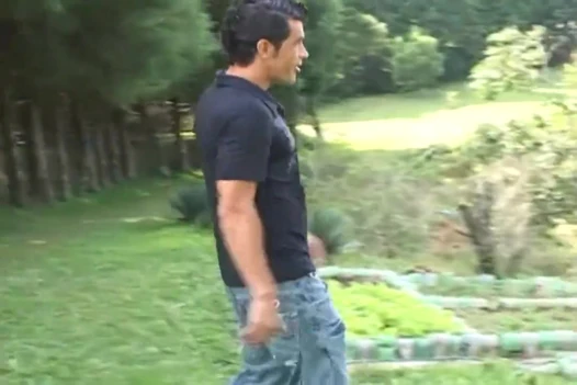 Bahçede inanılmaz ateşli seks