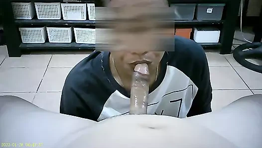 Ateşli pinay hizmetçi tarafından özel bakış açısı sakso