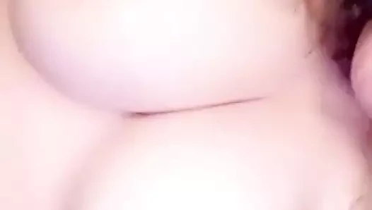 sevimli büyük göğüsler