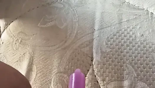 Tüm mumu götüme sokmak için çok çalışıyorum