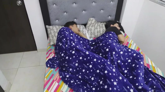 Kocam uzaktayken kayınbiraderimi beceriyorum