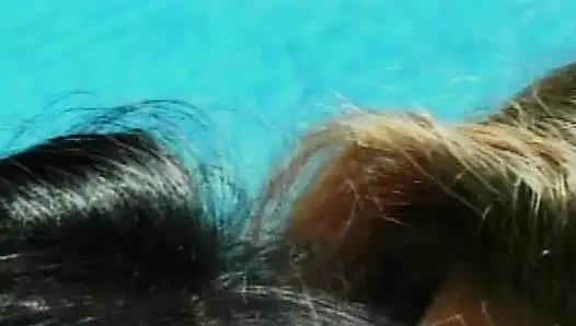 Beyaz külot günlükleri 17: sinnliche pool-abenteuer und