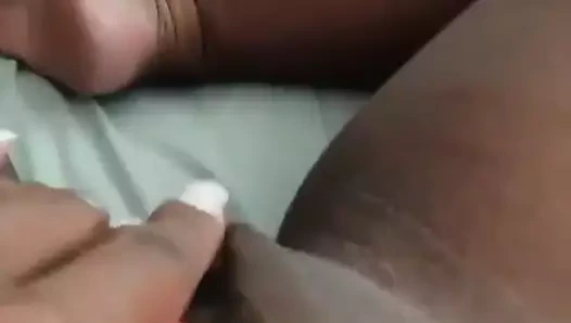 Twitter büyük klitoris bulguları