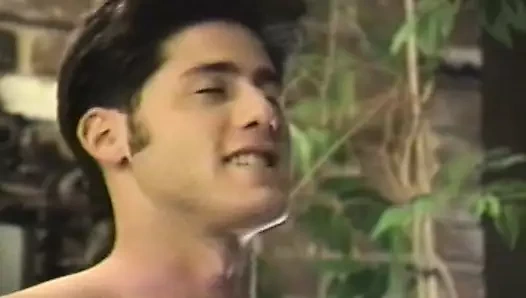 O senin tüm disieres memnun edecek nazik bir kız biri