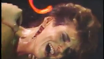 80s porno kraliçe yayılır ona kedi geniş sonra var sıcak sikme ile dört dudes