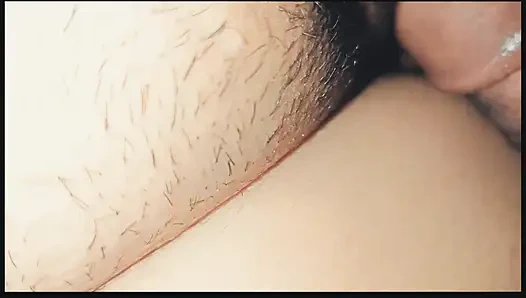 Apertada primeira vez com madrasta peituda gostosa beijando nua xxx