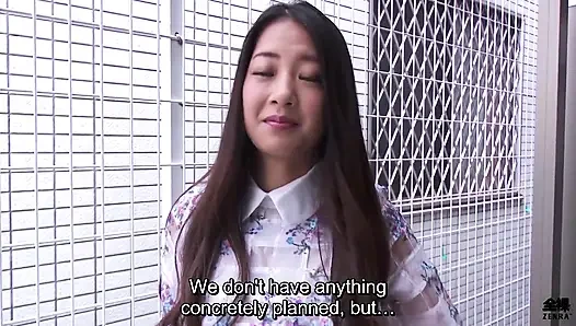 Jav yıldızı Satomi Suzuki evinde dünyanın en şanslı hayranını ziyaret ediyor