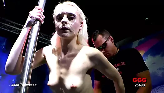 Ggg John Thompson - anal kraliçe grup seksle mahvoldu