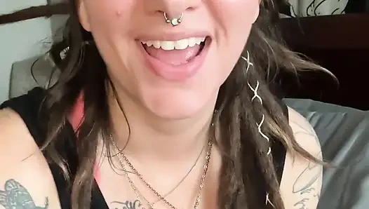 Sana duman üflüyor ve salya akıtıyor