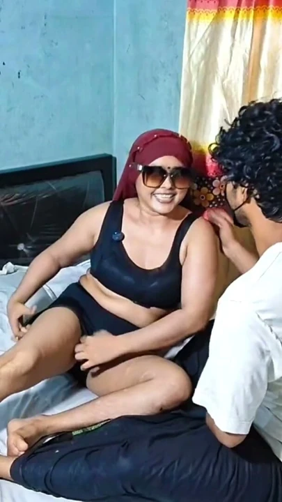 I took Sadia to Kashful's garden today to have sex secretly | Clip 1